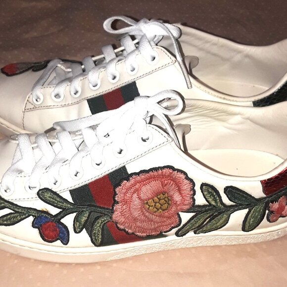 Rare GUCCI Ace floral LOGO sneakers--excellent condition - Picture 8 of 15